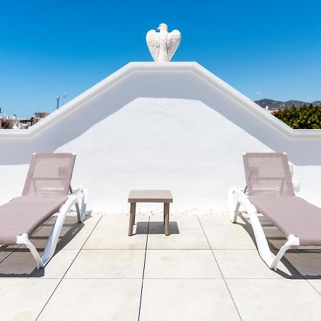 Apartamentos Toboso Plaza Nerja Dış mekan fotoğraf Rooftop terrace