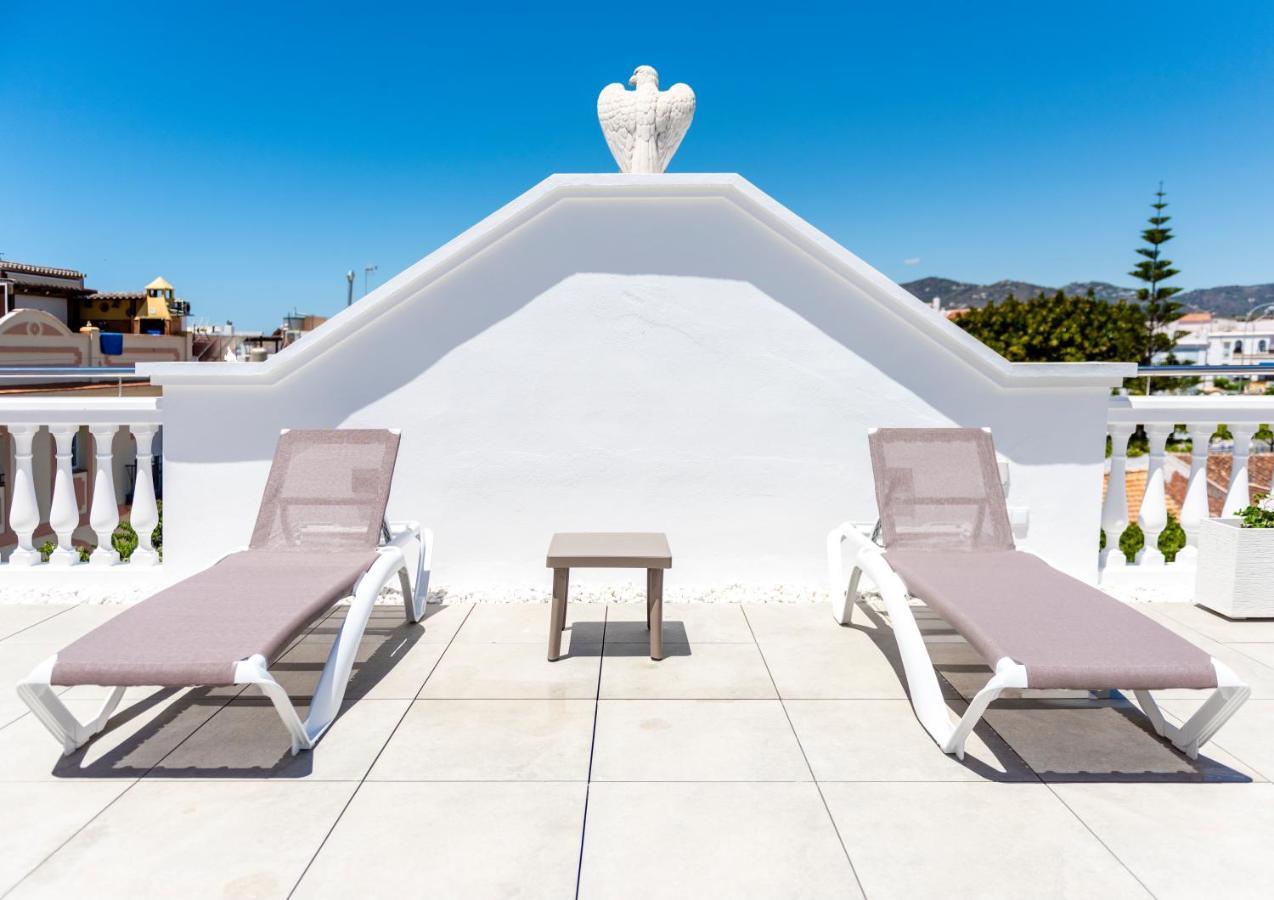 Apartamentos Toboso Plaza Nerja Dış mekan fotoğraf Rooftop terrace